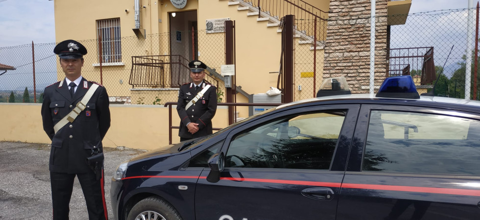 Coronavirus, alla richiesta dei documenti si dichiarano "soggetti di diritto internazionale" e filmano il controllo